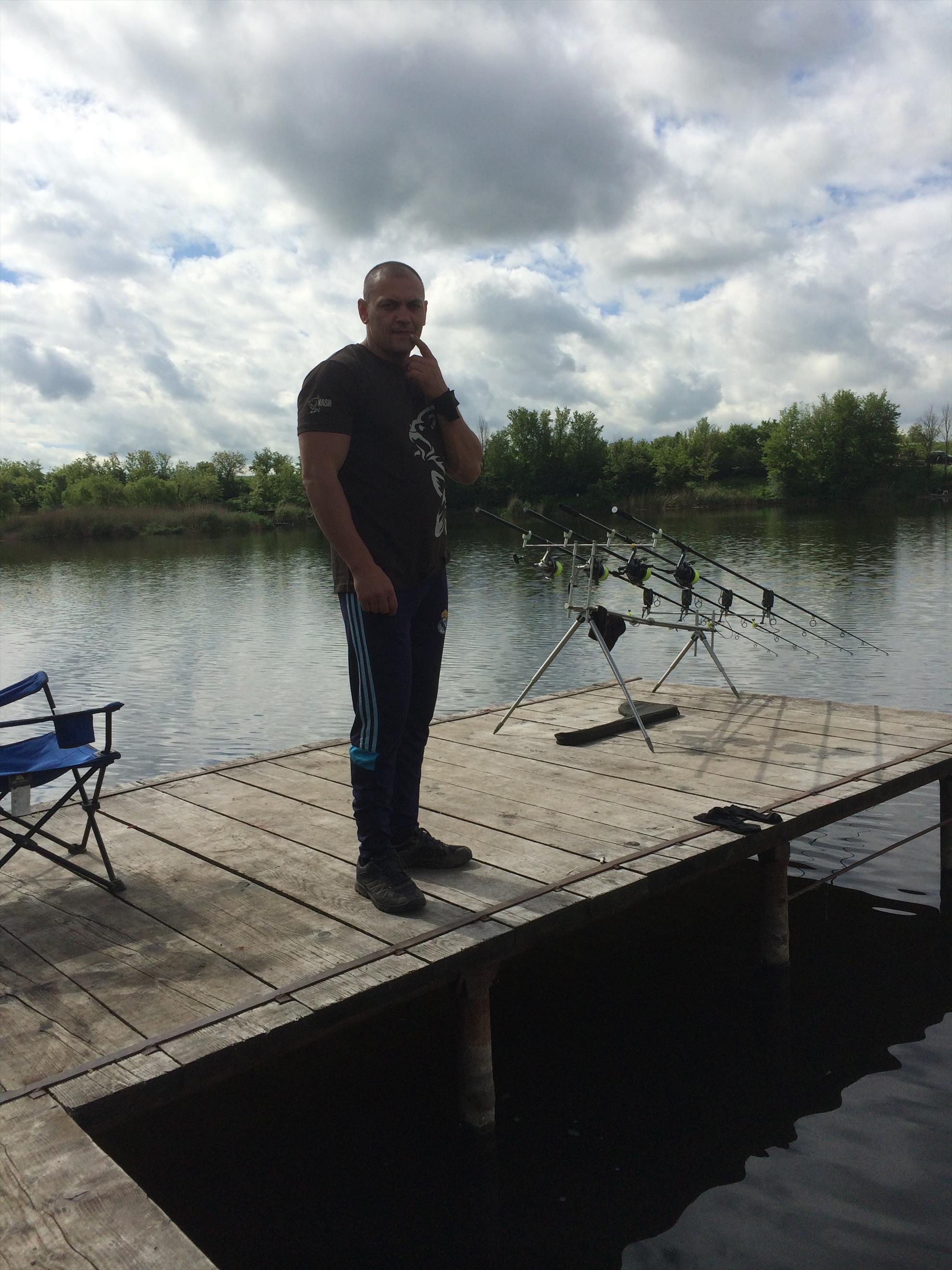 PESCUIT 2014 - IN ASTEPTARE PE NAE SEC 